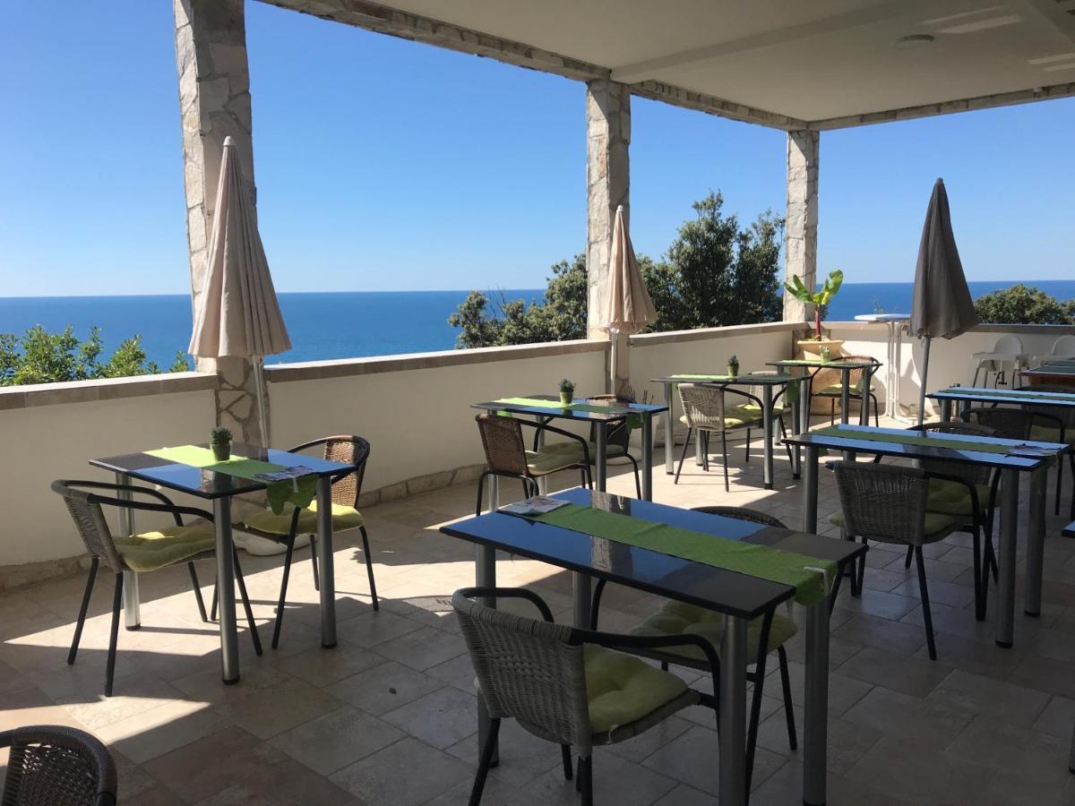 Guesthouse Oaza Emi Dobra Voda Eksteriør billede
