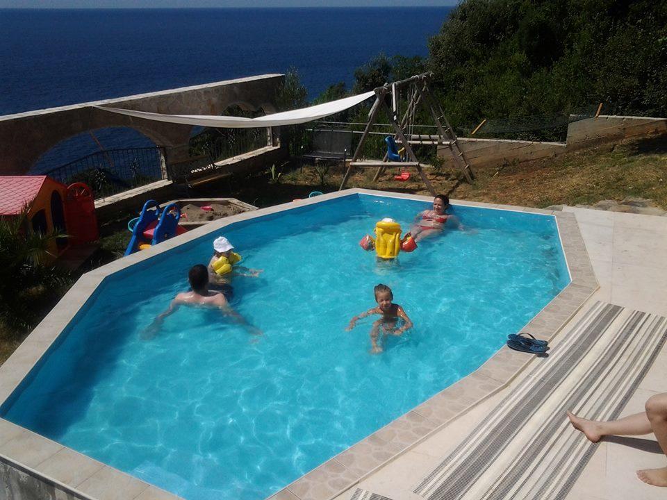 Guesthouse Oaza Emi Dobra Voda Eksteriør billede