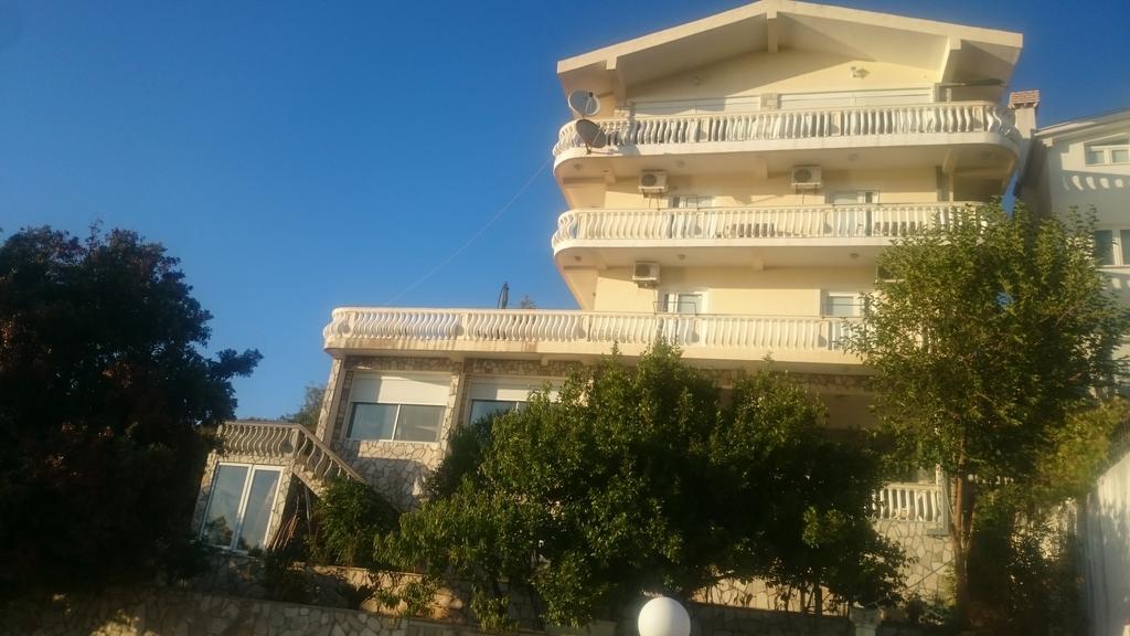 Guesthouse Oaza Emi Dobra Voda Eksteriør billede